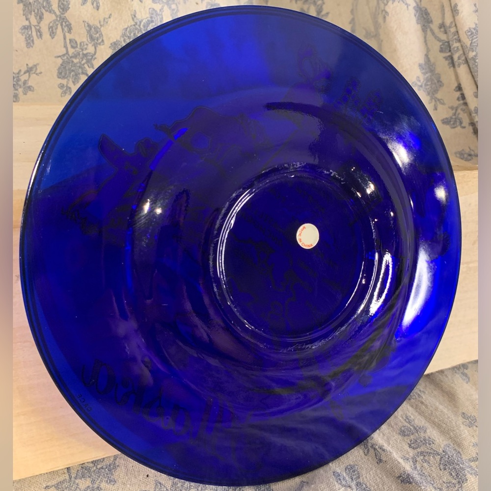 Alaska Souvenir Decorative Plate - Blue and Gold - Picture 8 of 8